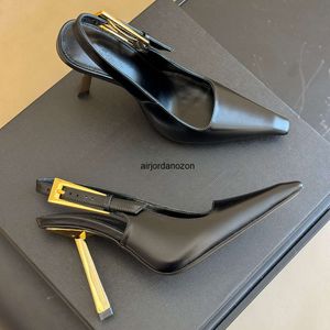 2024 Deri Toka Slingback Pompalar Ayakkabı Stiletto Topuklu Sandaletler 9cm Kadın Lüks Tasarımcı Elbise Square Smipted Toe Ayak Ayakkabı Ofis Whitedress Whitedress