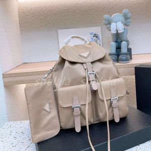 W stylu plecaku kobieta męska projektant plecak plecak luksusowy opakowanie torebka 2-częściowe nylonowe torby szkolne Trójkąt mody torby podróży Torby podróży średnia 5a jakość