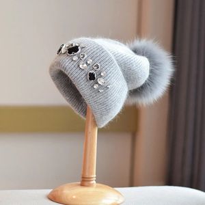 Korean Rabbit Hair Knitted Hat Women Diamond-encrusted Beanie Hat Winter Outdoor pompoms hat Fashion real fox Fur Ball Warm Cap 240102