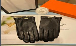Luksusowe rękawiczki skórzane owczepy dla mężczyzn moda Męskie rękawiczki dotykowe ekran Touch Winter Gruste Gunine Leathers z polarem w prezenty 6722533