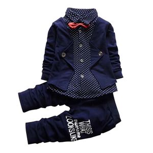 2023 Barnkläder Spring och Autumn Formal Children's Clothing Suit 2st Boy Suit Baby Born Gentleman Toddler Birthday Dress