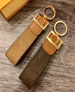 2021 New Keychain Buckle lovers Car Keychain Handmade Leather Keychains Men Women Bag Pendant Accessories and box 8865091328