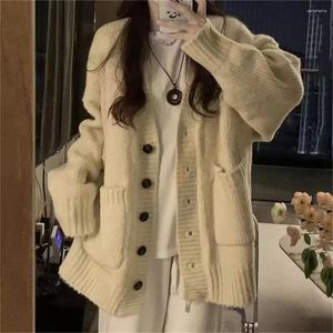 Kvinnors stickor Preppy Girls Japanese Sweet Clothes Big Pockets Pure Autumn Winter Knitwear Basic Tops Korean Fashion Cardigan For Women