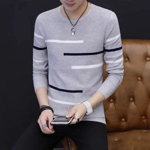 Mens Autumn Casual Roundneck Striped Pullover for Men Designed Teenagers Knit Sweater 240103