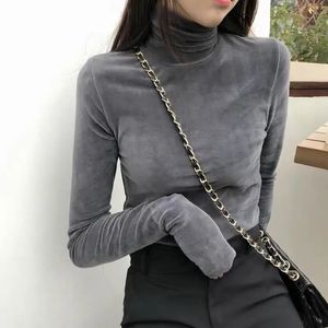 Turtleneck sammet termiska underkläder toppar långärmad tshirts solid höst fitness svart vita damer botten toppar kvinnor kläder 240103