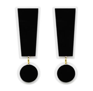 Mode Super Large Black White Acrylic Symbol Exclamation Point Dangle Earring för kvinnors trendiga smycken Hyperbole Accessories9321356