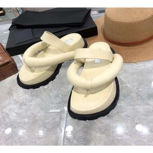 jil sanders Summer Flat Beach Slippers Women Real Leather Split Toe Leisure Sandals Comfort Vacation Shoes Lazy Flip Flops high quality