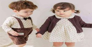 Baby Brother e Sister Abiti coordinati Twin Clothes Ragazzo e ragazza Pagliaccetto Tuta Tuta Abiti per ragazze spagnole Ragazzi Body G18335249