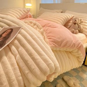 Bedding Sets Flannel Comforter Bed Sheet Duvet Cover Set Fall/Winter Bedsheet With Pillows Case Imitation Plush Bedspread