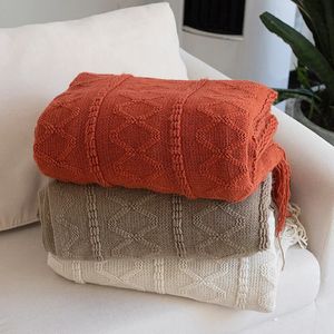 Knitted Blanket Solid Color Waffle Embossed Blanket Nordic Decorative Blankets for Sofa Bed Throw Chunky Knit Throw Plaids 240103