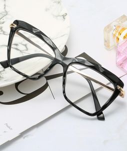 キャットアイの女性サングラスフレームレトロ透明なクリスタルメガネは透明レンズ7色7550676