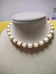 Choker Arriver Pearl Jewelry 7-8 mm ryż biały słodkowodny naszyjnik na Wome Green Rhinestone 33 cm