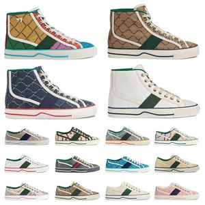 Tasarımcı Kadın Tenis Ayakkabı 1977 Spor Sneaker Canvas Luxurys Tasarımcı Ayakkabı Denim Erkek Ayakkabı Ace Kauçuk Sole İşlemeli Vintage Sıradan Mans Trainers Sneakers