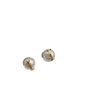 Stud Stud Pearl Earing Designer Gioielli Luxurys Orecchini a lobo per le donne gioielli Boucle Studs Lettere Cerchi Love Earings Regali di nozze Box 2024 Bel regalo Z8YF