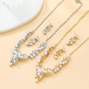 Ny trend Rhinestone Imitation Pearl Geometry Halsbandörhängen födelsedagsfest smycken Set Women's Elegant Accessories Gift