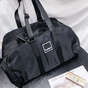 Bags Luxury Mens and Womens Travel Bag Fashion Designer Luggage Large Capacity Nylon Totes Short Distance Weekend Travel Outdoor Bag Po