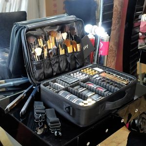 Högkvalitativ make -up väska professionell makeup case makeup arrangör bolso mujer kosmetisk fodral stor kapacitet lagring väska 240102