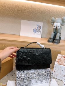 Classic Miss Crossbody a catena singola borse a tracolla singola Black Shopping Shopping Designer Borse di lusso in pelle vera in pelle Donne thread Leisure Traveling Gackpack Style