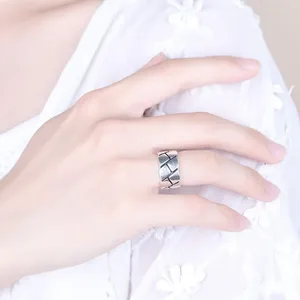 Anéis de cluster panjbj 925 bloco de cor de prata amplo anel retro para mulheres menina festa presente irregular personalidade ajustável jóias gota