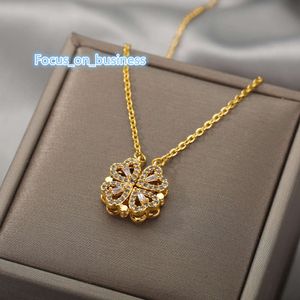 Lateefah OEM 18K Gold Women Naszyjnik MAMA MAMA Wisiank Crystal Heart Naszyjnik