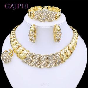 Armband Dubai Gold Color Smyckesuppsättningar för kvinnor väver mönster halsband örhängen ring armband set för bröllopsfest