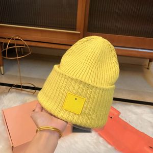 Tasarımcı Örme Şapka Kış Şapkası Beanie/Kafatası Kapakları Sıcak Şapka Unisex Kadınlar Sonbahar ve Kış Angora100% Çift Katman