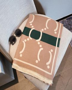Sciarpe da donna Sciarpa di design con lettera Sciarpe classiche Pashmina Wrap Scialle di lusso Cashmere Collo di seta invernale Tessuto di lana Habbly7556156