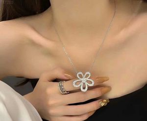 2024 New Five Leaf Flower Necklace Pendant, Silver Plated Elegant Necklace Gift for Girls