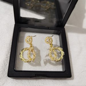 Goldene Frau Ohrring Perlenohrringe für Frau Mode Charme Ohrringe Geschenkschmuck Schmuck