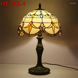 مصابيح المائدة Outela Tiffany مصباح حديث لغرفة النوم الإبداعية زهرة الشكل مصباح LED Home Decoration