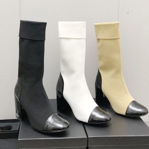 2024 Nyaste högkvalitativa ankelstövlar märke lyxig designer Autumn Mid-Calf Boots Fashion Round Toe Women Shoes Conce Weave äkta läderskor Kvinnor Korta stövlar