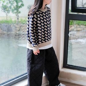 Winter Children's Parent Child Wool Brown Blue Geometric Checkered Retro Pullover Long Sleeve Knitted Sweater 240102