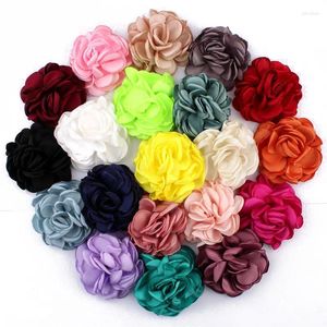 ヘアアクセサリー120pcs/lot 8cm 20色ヘッドバンドのためのヴィンテージソフトな人工布の花が生まれたシックな子供たち