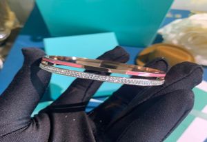 Luxurys Designers Bracet Bangle for Women Wedding Party Glossy Silver Rose Gold Engagement Dubai Bridal Jewelry Gister