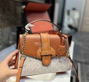 Tasarımcı çantası klasik kadınlar bleecker retro el çantası bayan debriyaj çanta crossbody omuz büyük kapasiteli haberci