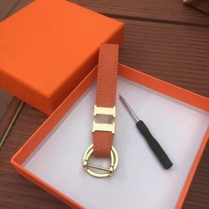 Moda Tasarımcı Keychain Lüks Anahtarlıklar Erkek Araç Keychain Kadın Tokası Anahtar Zincir Çanta Tahminat Hediyesi