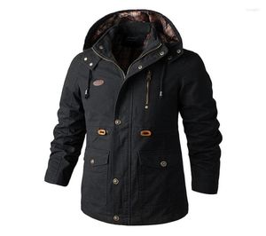 Men039s jaquetas de algodão lavado jaqueta de inverno masculino casual com capuz quente parka casaco à prova de vento militar2383417
