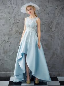 Elegante abito da ballo blu cielo Scoop che borda Appliques in pizzo di raso Alto basso Laurea Abiti da sera formale Robe De Soriee Abiti Festa