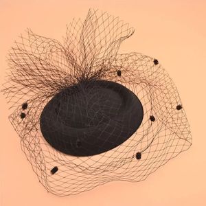 Damen-Fascinator-Hut aus Filz, Mesh-Schleier, kleiner Plüsch, Wellenpunkt-Dekor, Haarspangen, Hochzeit, Braut, Cocktail, Kopfbedeckung 240103