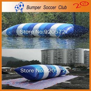 Svängar gratis frakt gratis pump blob studsande väska uppblåsbar hoppväska storlek 4*2 m leker med vatten trampolin vattenpark