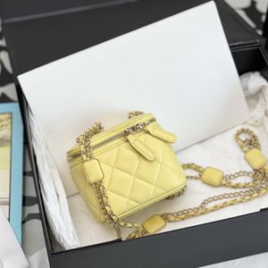 10Aミラー品質高級デザイナーバニティケース女性小さなラムスキン化粧品バッグ