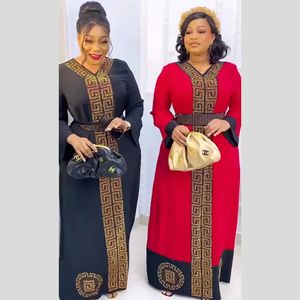 Klänningar ins mode kvalitet afrikansk mamma kjol etnisk dräkt lös elegant klänning med diamantbälte vneck mode