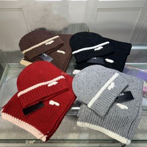 sciarpa da donna Luxury Designer Beanie 386512 cappelli lavorati a maglia di lana per cappelli da uomo lavorati a maglia di moda unisex versatili casual senza tesa caldi cappelli aderenti in cashmere di alta qualità nuovo