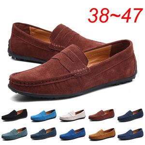 Camurça de couro dos homens sapatos de luxo designer marca casual formal apartamentos mocassins calçados preto masculino sapatos de condução para homens 240104