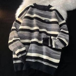 Camisolas masculinas outono inverno solto tricô camisola o-pescoço manga longa pulôver topos listrado impressão malhas streetwear