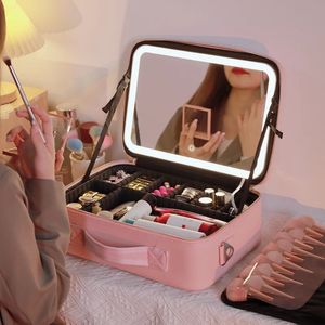 SMART LED Cosmetic Case With Mirror Cosmetic Bag Travel Makeup Påsar för kvinnor Fashion Portable Storage Bag Travel Makeup Väskor 240104