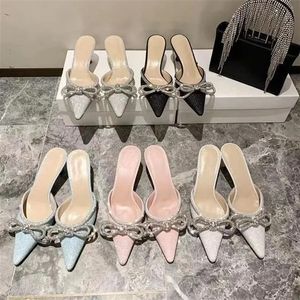 Lüks Sandalet Rhinestone Slingback Topuklu Elbise Ayakkabıları Kadın Pompaları Yay High Topuk Tasarımcı Terlik Fabrika Ayakkabı Kutusu C0104