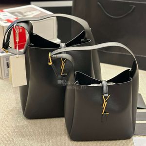 Tote Bag Soft Leather Hobo Designer bag Women's Le 5 a 7 Handbags Underarm Satchel Bag Classic Hook closure GM PM YS Ls Handbag Black Bucket Shoulder Bags