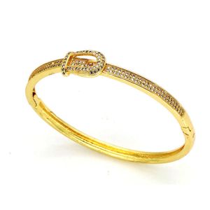 Designer di chiodi per bracciali per viti a viti adorano gioielli di moda carerta originale di diamante in oro alla moda per donne braccialetti per unghie Bracciale per gioielli Sier Bracciale 2LDV