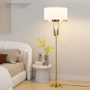 Lâmpadas de assoalho luz luxo pós-moderno lâmpada nordic metal criativo sala de estar estudo modelo decorativo decorativo
